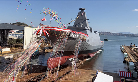 三菱重工 | 防衛省向け3,900トン型護衛艦「によど」の命名・進水式を 