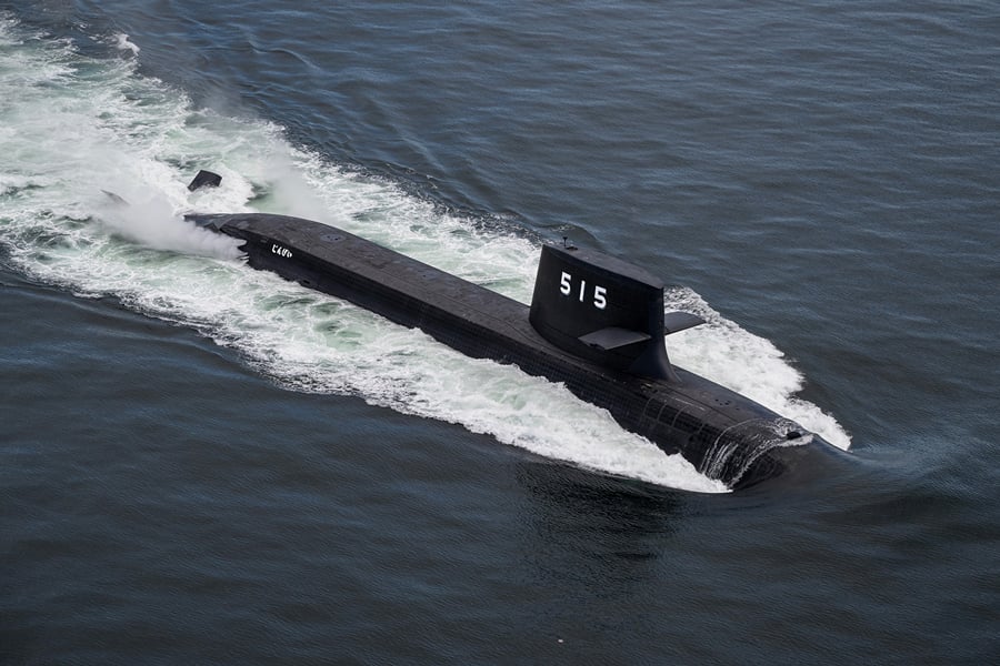 三菱重工 | 防衛省向け3,000トン型潜水艦「じんげい」の引渡式を神戸 